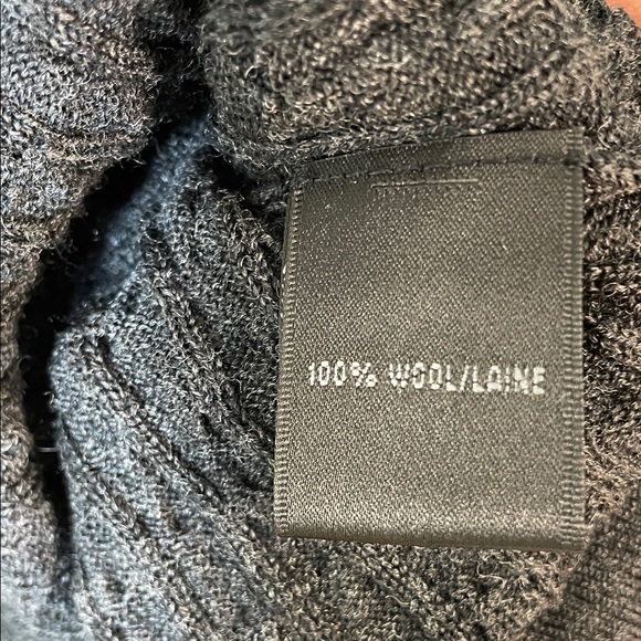 Lafayette 148 New York 100% Wool Cable Knit Cardigan Sweater. Medium. - Picture 6 of 8